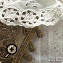 photo : Broderie d'or fin.